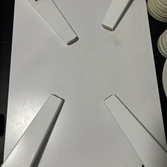 折りたたみテーブル　中型