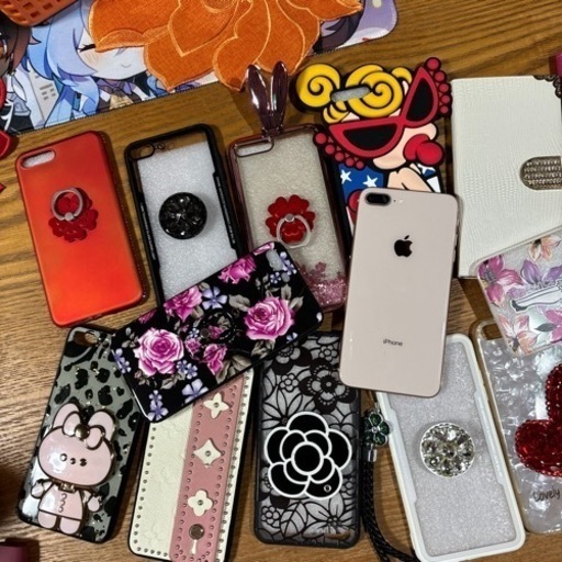 iPhone8plus   可愛いケース21個付き