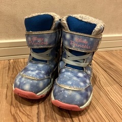 子供　靴17センチ　スノーブーツ
