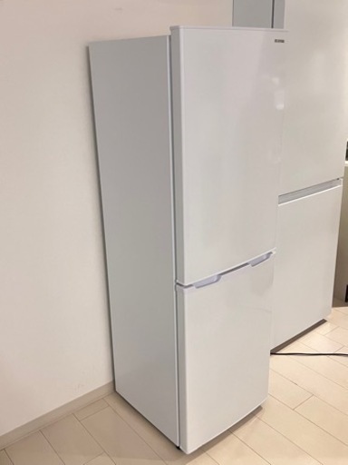 最終値下げ【冷凍冷蔵庫】2023年製162L（白） 美品 札幌中央区 価格交渉可
