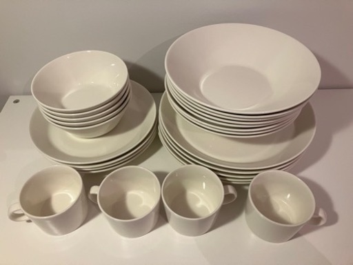 Ittala（イッタラ）　ホワイト　ティーマセット