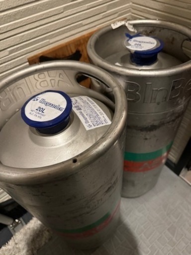 ヒューガルデン　生樽　ホワイト&ロゼ　各20ℓ×2 合計4樽