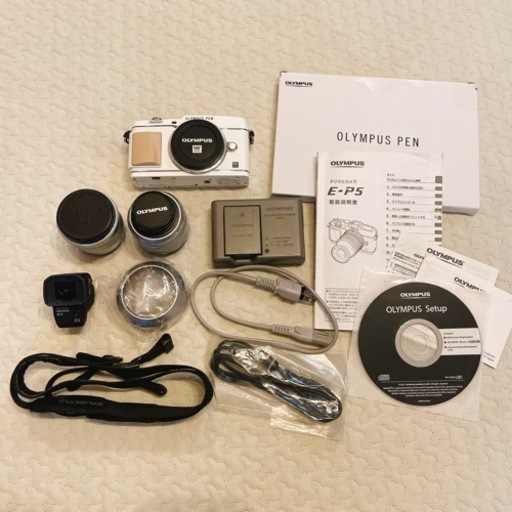 OLYMPUS ミラーレス一眼レフカメラ　E-P5+単焦点レンズ付き