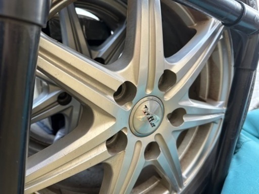 15インチホイール　スタッドレスタイヤはおまけ