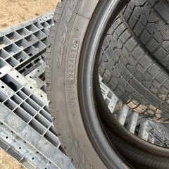  TOYO TIRES / スタッドレス / OBSERVE GARIT GIZ / 225/45R18の画像