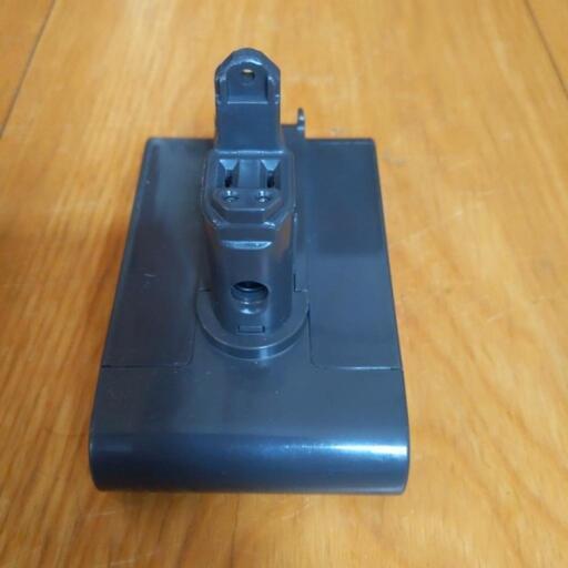 ダイソン掃除機バッテリー（V2シリーズ　ネジ式）
