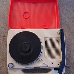 ポータブルレコードプレーヤー　National ＳＧ－３２３Ｎの画像