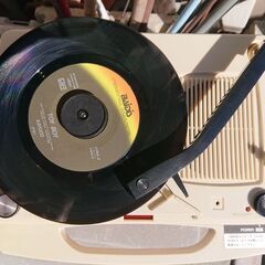ポータブルレコードプレーヤー　National ＳＧ－３２３Ｎの画像