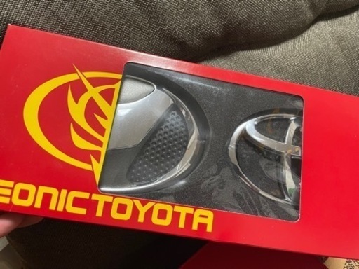 トヨタ　エンブレム
