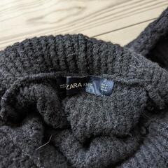ザラ　ニットセーターの画像