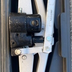 自動車ジャッキの画像