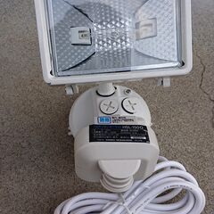 新興製作所　防雨型ハロゲセンサーライト　ＨＳＬ－１５０Ｇの画像