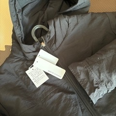 アウター  フード付き   ファスナージャンパーの画像