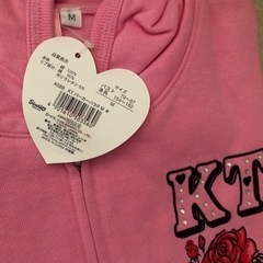 ハローキティのパーカーの画像