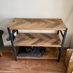 北欧風　作家さん手作りのヘリンボーン 収納3段棚　シェルフ、キャビネットの画像