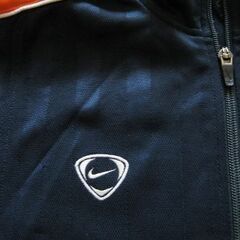 ＮＩＫＥ）紺オレンジ（１４０）ジャージのジャンバー☆ドライフィット の画像