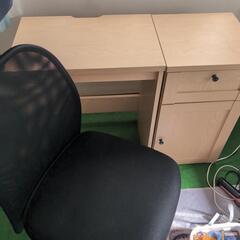 募集❗❗机、引き出し、いすの三点セット❗❗の画像