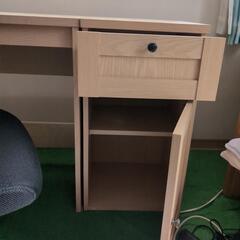 募集❗❗机、引き出し、いすの三点セット❗❗の画像