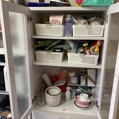 （取引決定・引き渡し未完了）キッチン収納棚の画像