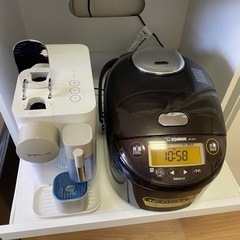 （取引決定・引き渡し未完了）キッチン収納棚の画像