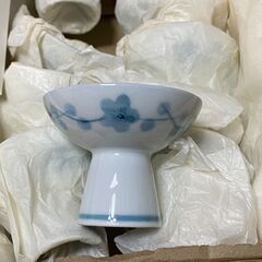 【無料】とっくりとさかづきのセット＜有田焼＞ 未使用（取りに来ていただける人優先）の画像