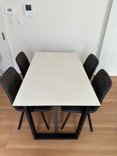 ダイニングテーブル&イス4点セット