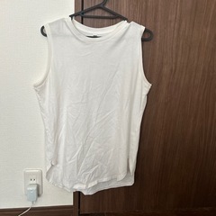 お取引中　ユニクロノースリーブTシャツ