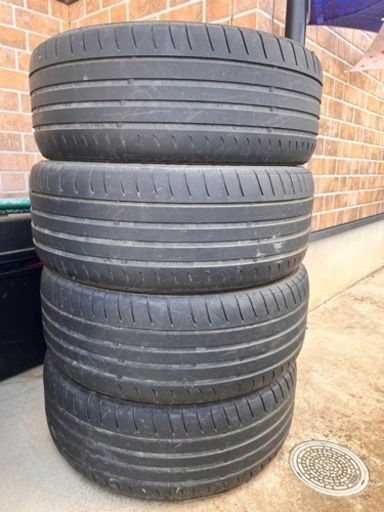 17インチタイヤ　215/45ZR17