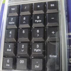 【4】ELECOM　エレコム　テンキーボード　TK-TCM011SV　PC　パソコン周辺機器　の画像