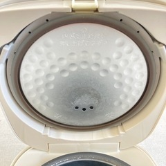 象印　マイコン炊飯ジャー　0.54L(3合)　NS-LD05　2009年製の画像