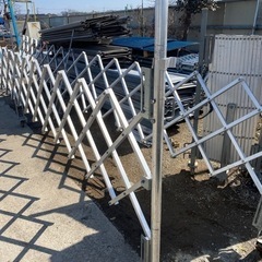 工事現場用アルミフェンス620cm/110cmの画像