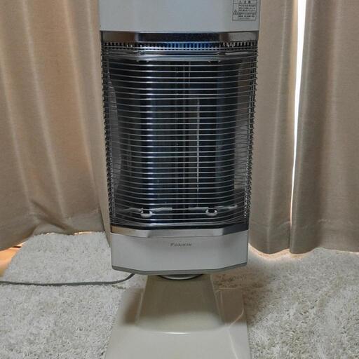 【お取引中】ダイキン 遠赤外線暖房機