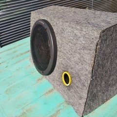 ウーハーBOXスピーカーの画像