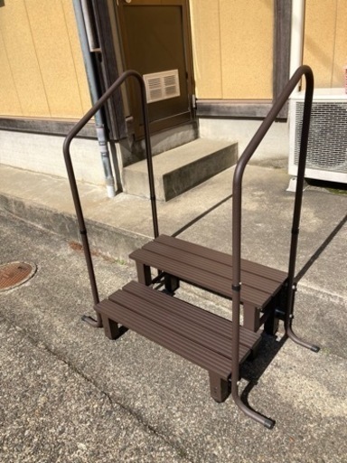 【受け渡し先決定】手すり付き　アルミ製踏み台　2段　両側手すり