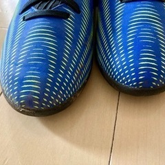 ジュニアサッカートレーニングシューズ　23の画像