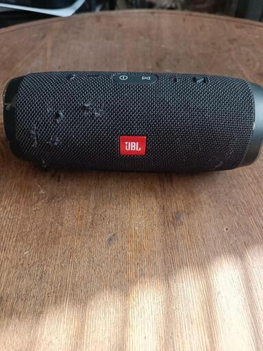 JBL モバイルバッテリー機能付きポータブルスピーカー　JBL CHARGE 3 難あり