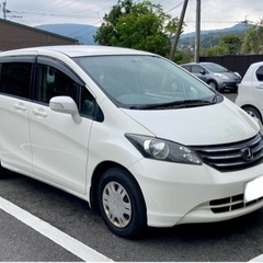 ［売約済］【車検付】ホンダ フリード【7人乗り】の画像