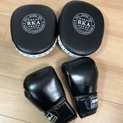 SALE‼️ボクシング　ミット&グローブセット（子供用）の画像
