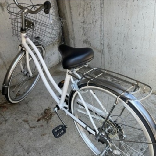 26インチ 自転車 白 ギア6段 大人用 オートライト