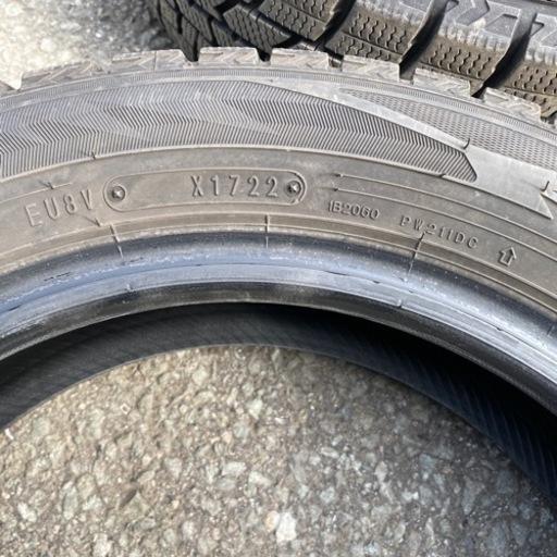 スタッドレスタイヤ(155/65R14)４本
