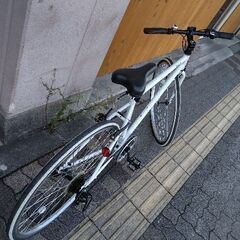 美品☆LASSIG[レッシグ]700c シティークロスバイク 7speed/ホワイト