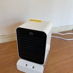 【美品】ミニ暖房機ヒーター|加湿機能付き