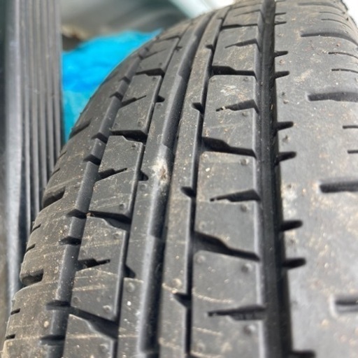 タイヤ145R12