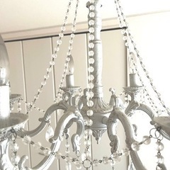 シャンデリア　オフホワイト（問い合わせ可）の画像