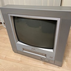 テレビデオ　VHSテープ再生可