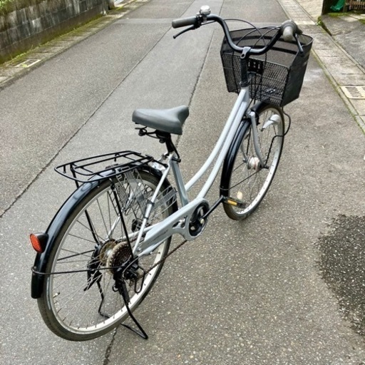 お取引感謝【鹿児島県の方に】２６インチ・ママチャリ系・オートライト・変速あり・中古