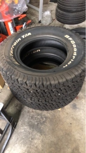 タイヤ　中古　LT245/75R16 120/116S グッドリッチ　溝　10〜11mm