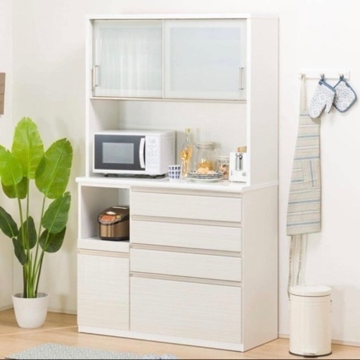 【超美品‼️】定価129,900円♪ 現行モデル ニトリ 120cm幅キッチンボード(Nポスティア120KB) 食器棚 収納家具 艶あり木目調ホワイト♪