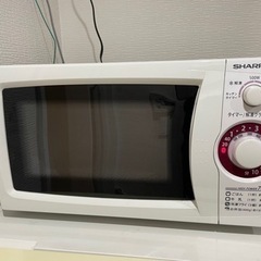 家電 冷蔵庫 シャープEE-T2-W5の画像