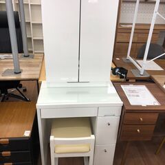 ニトリ ドレッサー 鏡台 ライト付 (新古品) ※最終値下げ - メルカリ